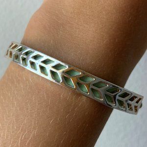 ~Host Pick~ Silver Blue Leather Chevron Adjustable